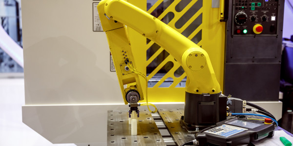 Garras Robóticas a Medida / Manos Robot / Grippers / EOAT Benicàssim · Garras con Sistemas de Conductos Internos que reducen Averías por Fugas de Aire