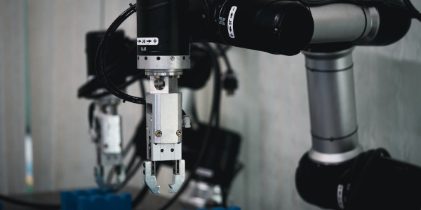 Robots Industriales / Robotización / Cobots La Vall d'Uixó · Implementación de Robots Industriales / Cobots