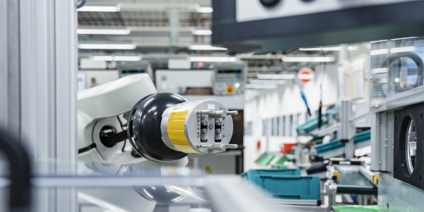 Robots Industriales / Robotización / Cobots La Vall d'Uixó · Robot para Apilamiento y Desapilamiento, Moldeo por Inyección